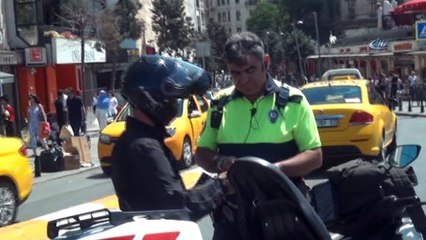 Uber'e benzeyen  Scotty uygulamasını kullanan motor sürücüsü polise yakalandı