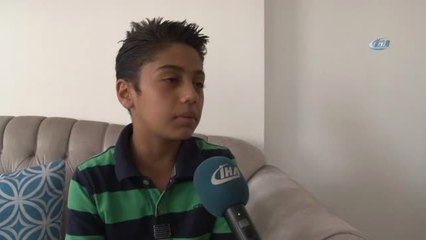 Adanalı Şampiyon Tayland'da İstiklal Marşı'nı Okutmak İstiyor