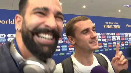 Séquence mythique entre Antoine Griezmann et Adil Rami qui racontent leur journée avant la finale