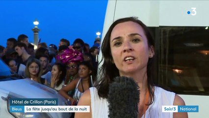 Foot : les champions du monde ternissent la fête en snobant les supporters