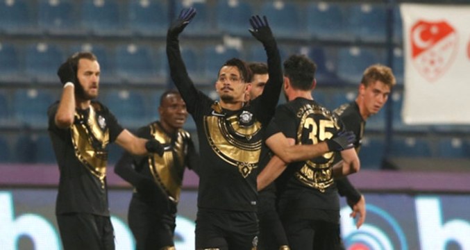 Galatasaray Serdar Gürler Transferi İçin Osmanlıspor'la Görüşmelere Başladı