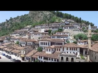 Ora News - Tonight Ilva Tare në Berat, qyteti me më shumë turistë në Shqipëri