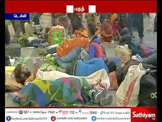 டெல்லியில் கடும் பனிமூட்டம் - 34 ரயில்கள் காலதாமதத்தால் பயணிகள் தவிப்பு
