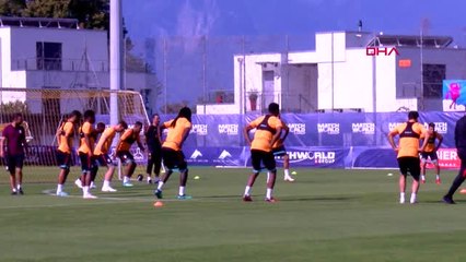 Spor Galatasaray İdmanında Fatih Terimli Var Uygulaması - Hd 1