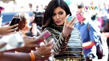 VIVA Top3 Kylie Jenner Dibully, Harga Telur, dan Mahfud MD