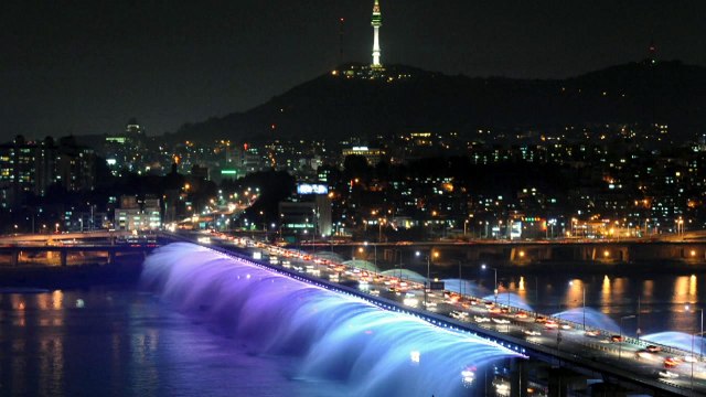 매주 토요일 역사 이야기 가득 '한강 야경 투어' / YTN