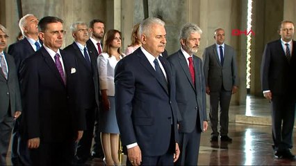 TBMM Başkanı Yıldırım, Anıtkabir'i Ziyaret Etti -2