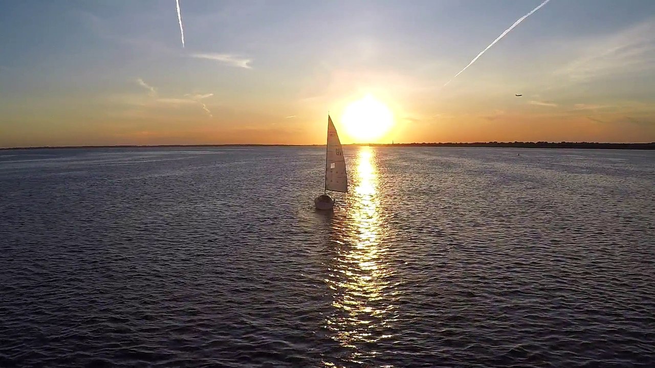 [VIDEO] SAILING