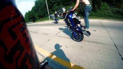 Download Video: Freestyle Street Bike CRASH Wheelie On Highway Motorcycle CRASHES Stunts ACCIDENTS FAIL