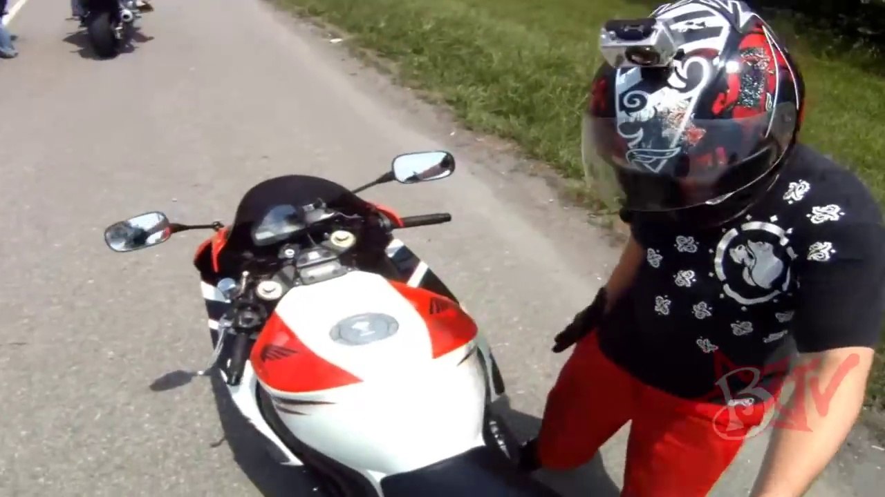 Motorcycle Accident DRIFTING Crash On Highway Honda CBR1000RR Drift Gymkhana Bike Drifts Video 2016