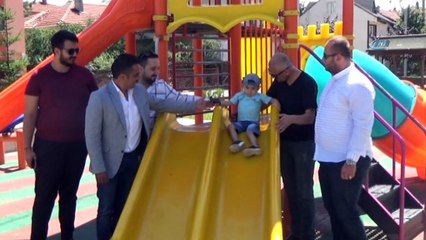 Skolyoz hastası 3 yaşındaki Berkay, iş adamlarının desteğiyle sağlığına kavuştu