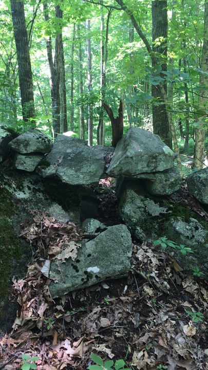 Brian Ghilliotti: CT I-395 Site: Noticing open spaces built into wall near perched stone: Alignment related?
