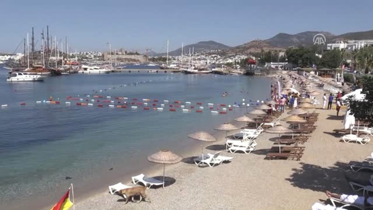 Bodrum'da Görme Engellilere Özel Yüzme Parkuru
