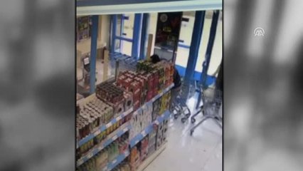 Şanlıurfa'da Markette Yaşanan Hırsızlık Kameraya Yansıdı