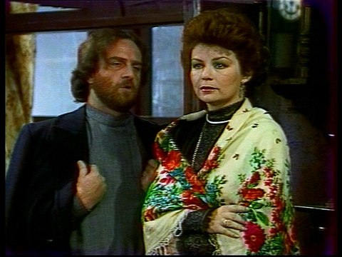 BLACK & WHITE MYRON __ '''ΟΙ ΜΙΚΡΟΑΣΤΟΙ''' (3ο) ΜΑΞΙΜ ΓΚΟΡΚΙ ΚΑΤΕΡΙΝΑ ΒΑΣΙΛΑΚΟΥ, ΙΑΚΩΒΟΣ ΨΑΡΡΑΣ,ΜΑΡΙΑ ΦΩΚΑ,ΝΟΡΑ ΚΑΤΣΕΛΗ,ΘΑΝΑΣΗΣ ΜΥΛΩΝΑΣ,ΑΝΝΑ ΓΕΡΑΛΗ,ΝΙΚΗΦΟΡΟΣ ΝΑΝΕΡΗΣ,ΧΡΗΣΤΟΣ ΜΑΝΤΖΑΡΗΣ,ΑΛΕΞΗΣ ΣΤΑΥΡΑΚΗΣ- ΣΚΗΝΟΘΕΣΙΑ:Λ.ΚΑΛΛΕΡΓΗΣ.