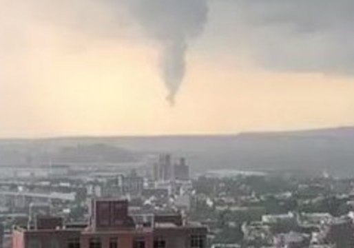 Funnel Cloud Spotted Over New York City Harbor