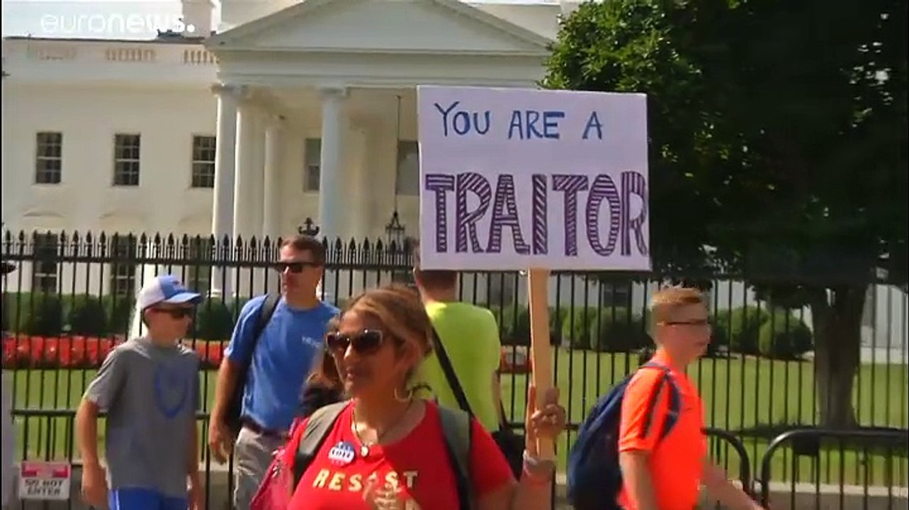 Trump hat sich in Helsinki 'versprochen', vertraut doch US-Geheimdiensten