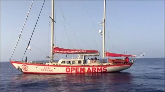 Hallados los cuerpos sin vida de una mujer y un niño frente a las costas de Libia