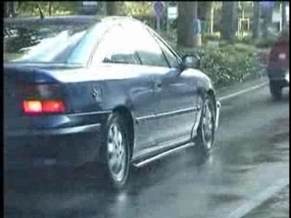 Street racing fun 5min burnout BMW Opel Ford Manta Burnout S