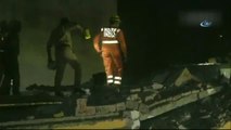 Hindistan'da Çöken Binada 3 Kişi Hayatını Kaybetti- Arama-kurtarma Çalışmaları Sürüyor