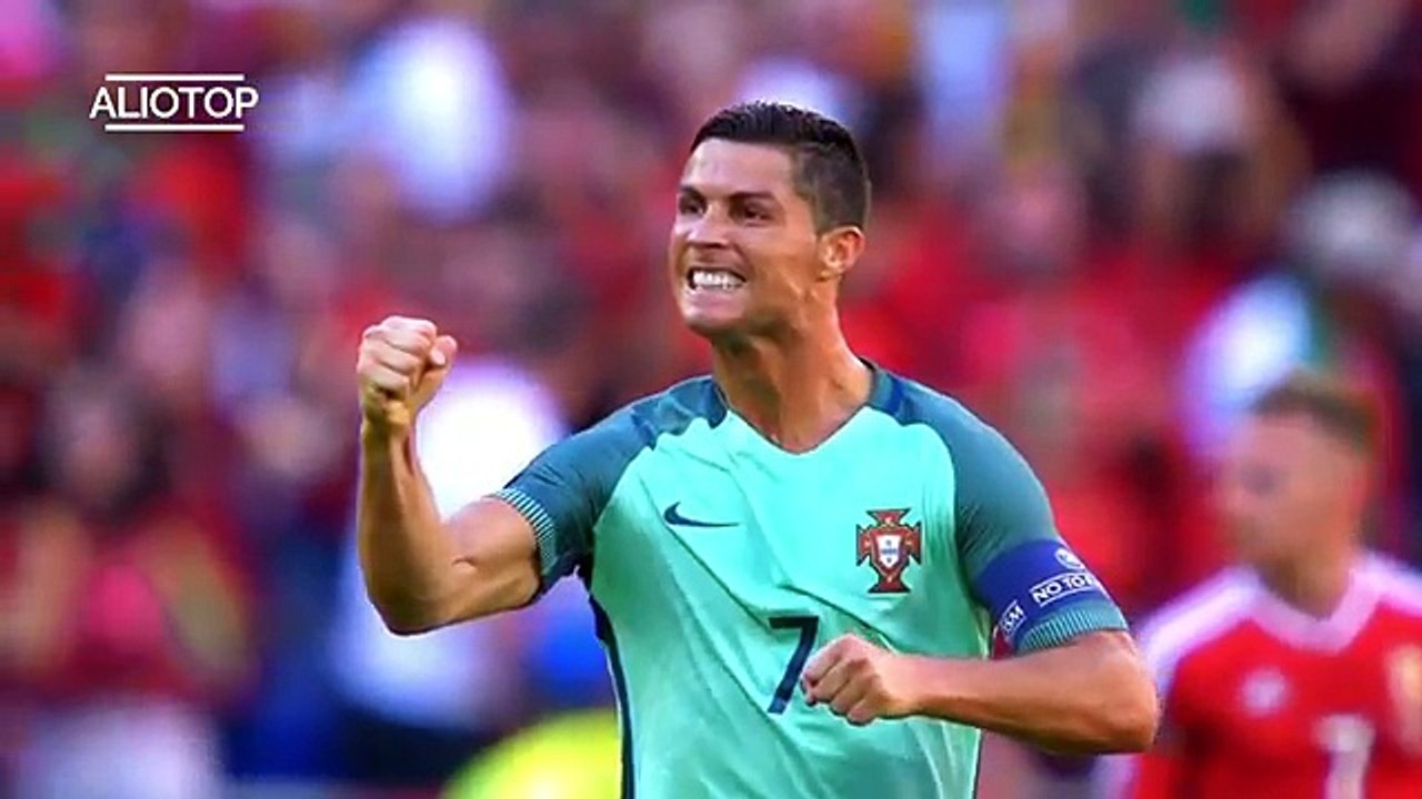 Il_n_est_pas_Humain...10_Buts_Extraordinaires_de_Ronaldo