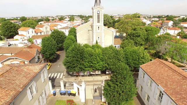 Survolez la ville d'Aytré en Charente-Maritime