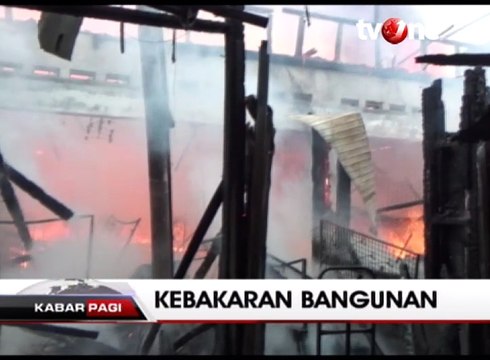 Kebakaran Hanguskan 6 Kios dan 3 Rumah di Senen