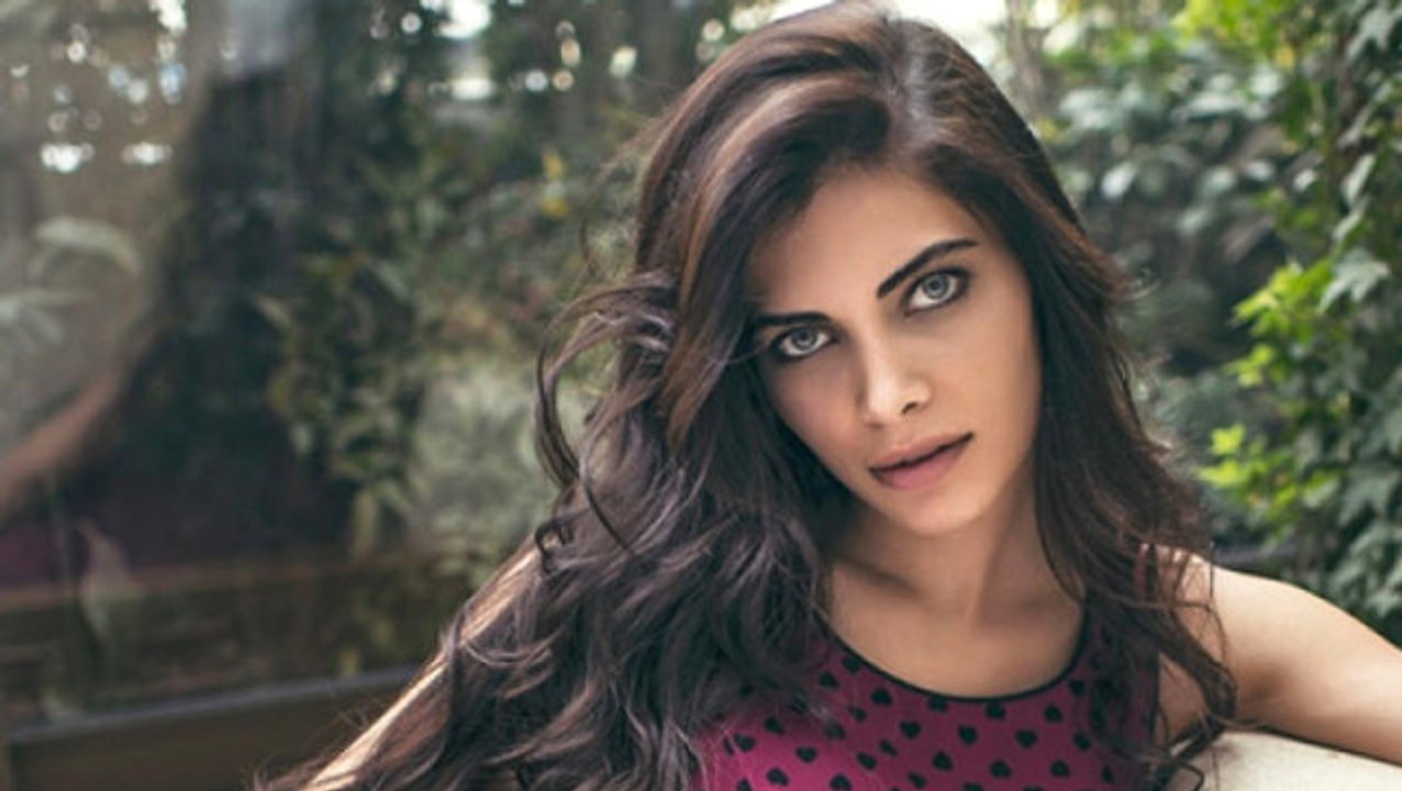 Ceren Hindistan Hakkında Mahkeme, Eski Erkek Arkadaşı Ümit Aslan'a 1 Ay Boyunca Hakaret Etmeme Kararı Verdi