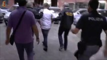 Napoli - scacco a clan camorra per racket e droga: 17 arresti