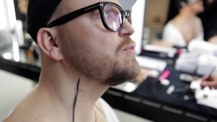 Armin Morbach: "Ich bin veganes Frischfleisch" / PETA