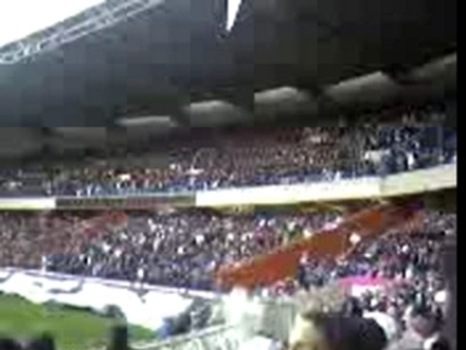 reaction parc après but elmander tfc