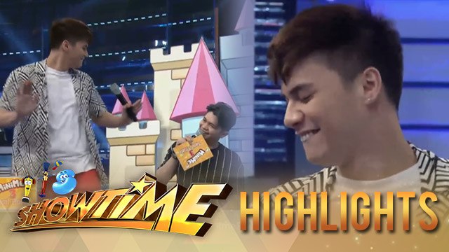 It's Showtime MiniMe 3: Hashtag Ronnie idolizes Vhong before
