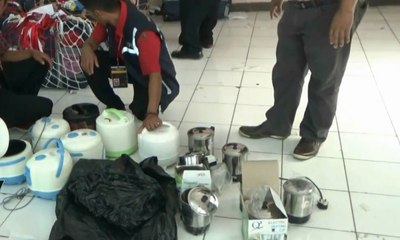 Petugas Sita Penanak Nasi Listrik Calon Jemaah Haji