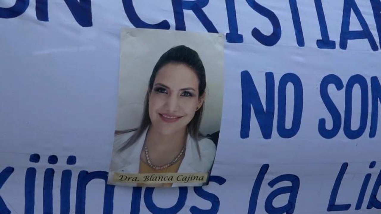 Nicaragua: Angehörige campieren vor dem Gefängnis