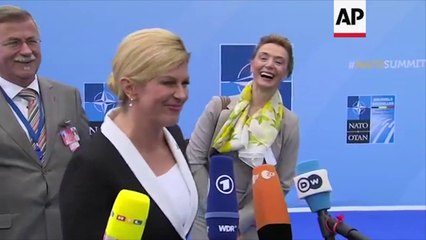 Ora News - Berati shpall "Qytetar Nderi" Presidenten kroate