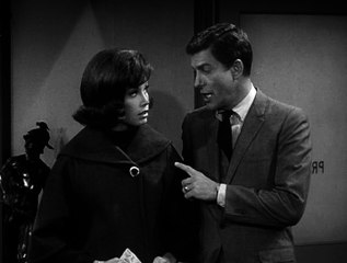Dick van Dyke 133 - The Great Petrie Fortune