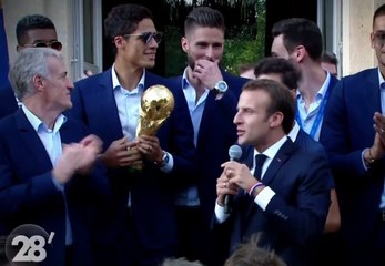 Comment les responsables politiques récupèrent la victoire des Bleus