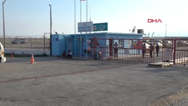 Mersin Göçmen Teknesi Battı, Kurtulanlar Taşucu Limanı'na Sevk Ediliyor -3