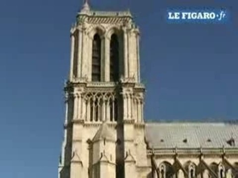 Campement Notre Dame 151207 le figaro
