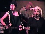 Moldy Peaches - On Top (LIVE)