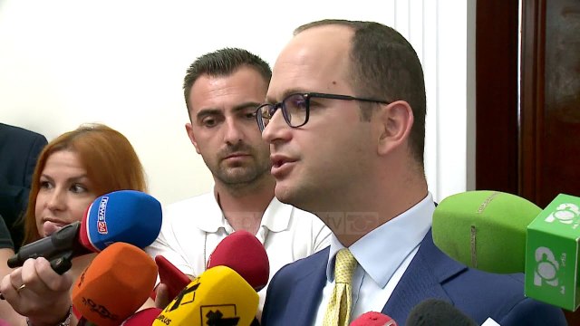 Bushati: Kufiri nuk ndryshon. Me Greqinë, mirëmbajtje të piramidave - Top Channel Albania