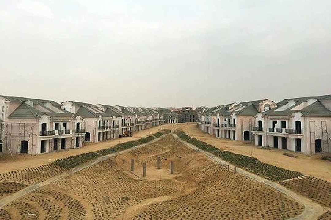 توين هاوس 326م باقساط نصف تشطيب للبيع فى ليان القاهرة الجديدة