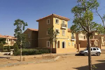 فيلا مستقلة فى هايد بارك للبيع 637 م