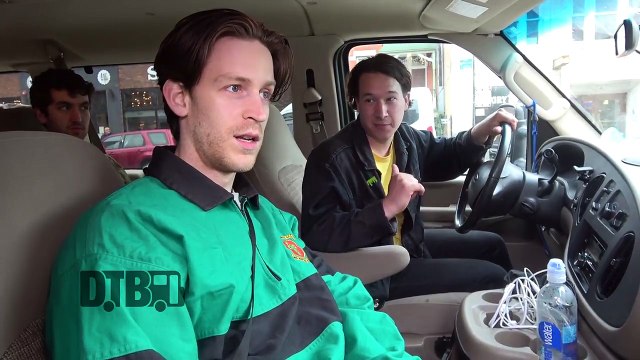 Little Junior - BUS INVADERS Ep. 1325