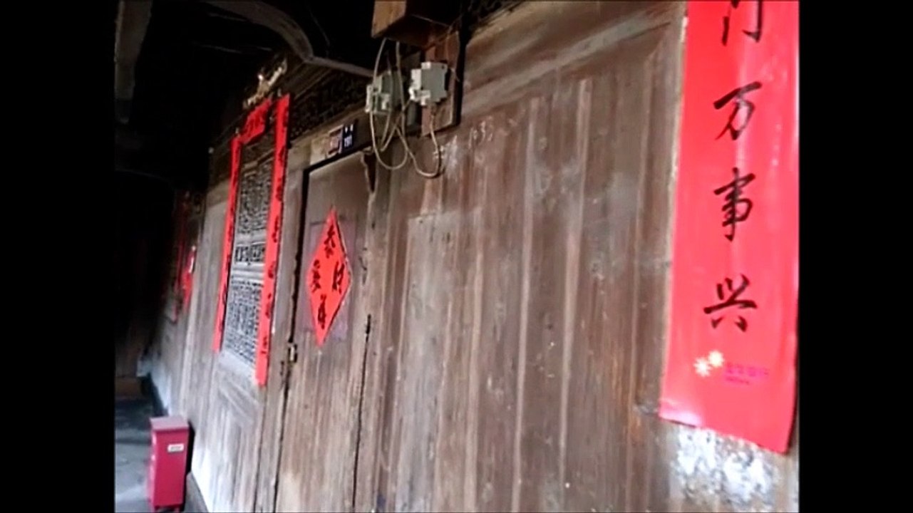 bald lost Place Abriss droht, Fachwerkhaus China seltene Schnitzereien