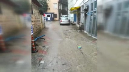 İstanbul'da Beklenen Yağış Başladı