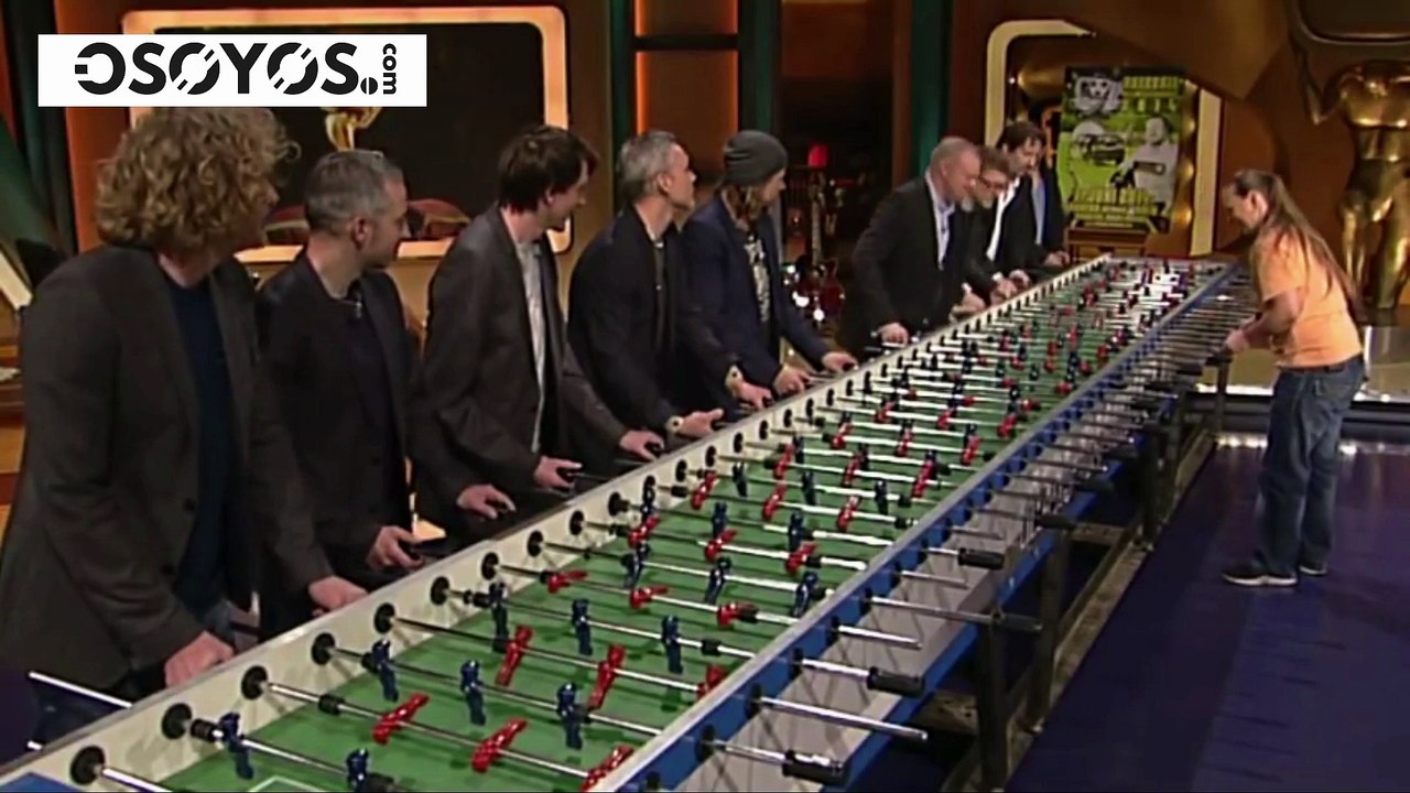 .baby-foot  1 vs 7 المانية تبارز 7 اشخاص في لعبة