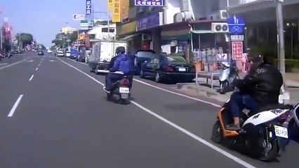 Car Crashes Compilation - #37