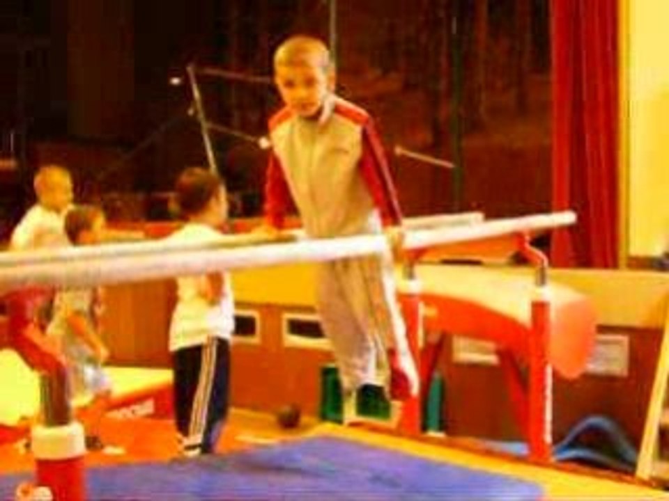 Amaury barres parallèles  2005 novice debutant balancé agres