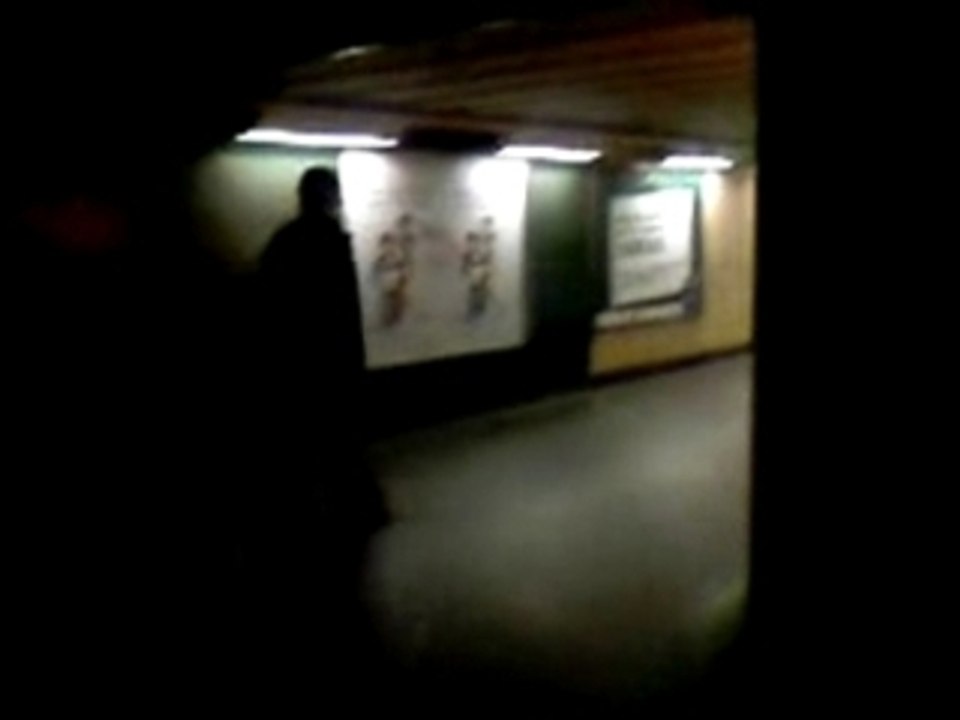 En el metro de Paris con Andrés